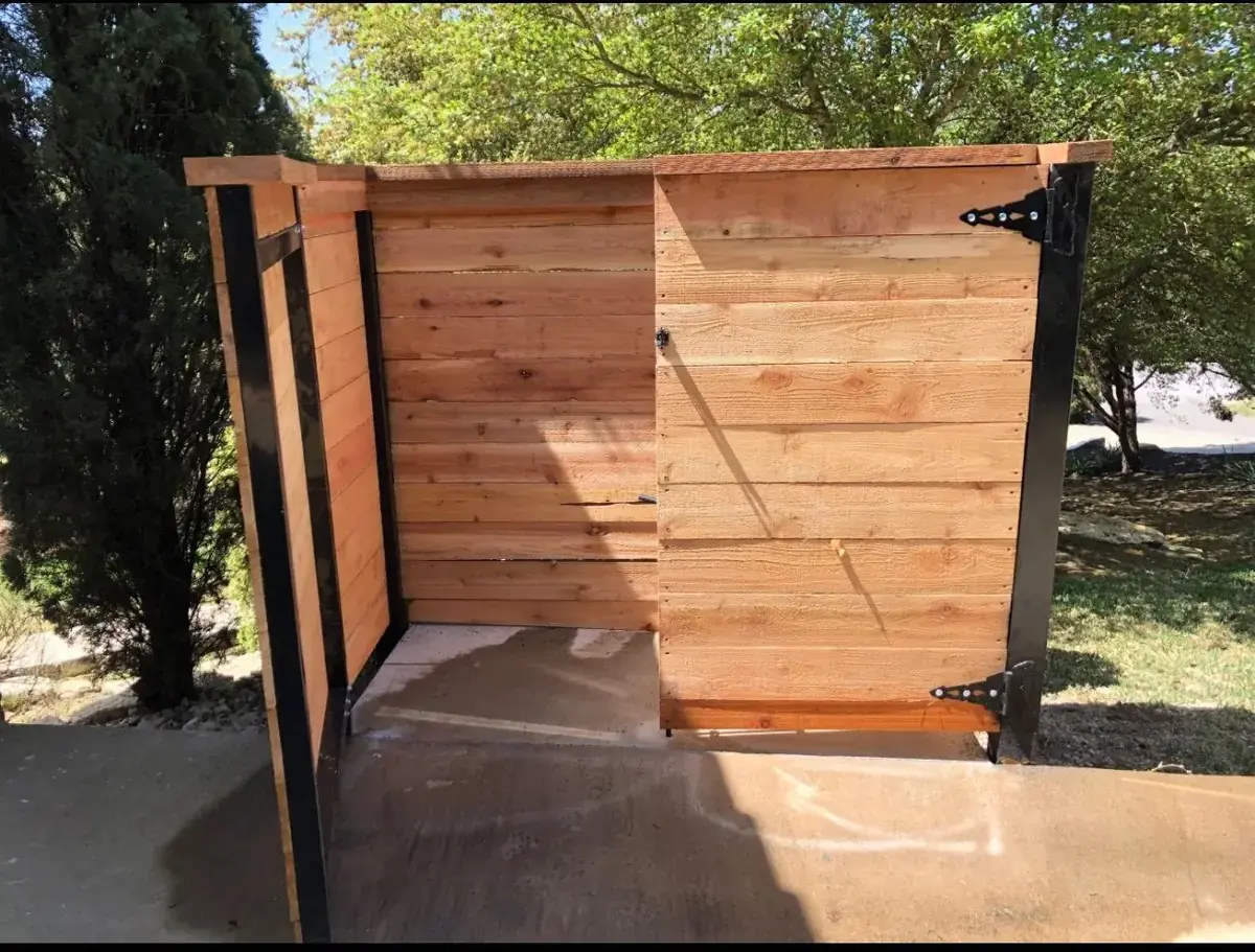 Welded steel and cedar equipment screen